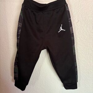 Jordan therma fit sweats 24 mo